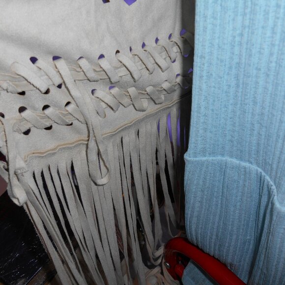 WESTERN BOHO STYLE TAN FAUX SUEDE LEATHER FRINGE EYELET VEST PYRAMID COLLECTION - Picture 12 of 13